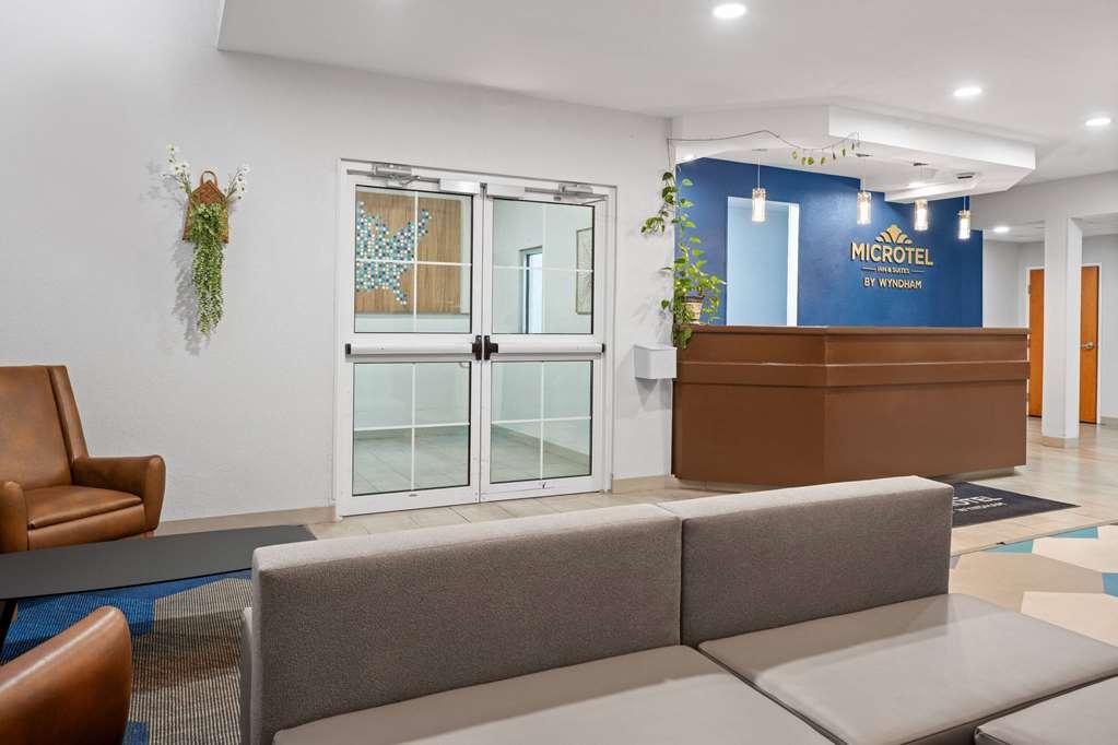 Microtel Inn & Suites By Wyndham Of Houma Interior photo
